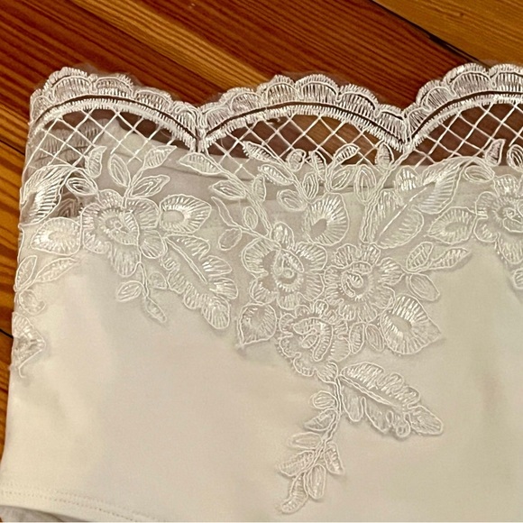 ASOS 2pc White Lace Bridal BIKINI Bathing-suit - Beach Wedding - size 8, medium - Picture 5 of 8